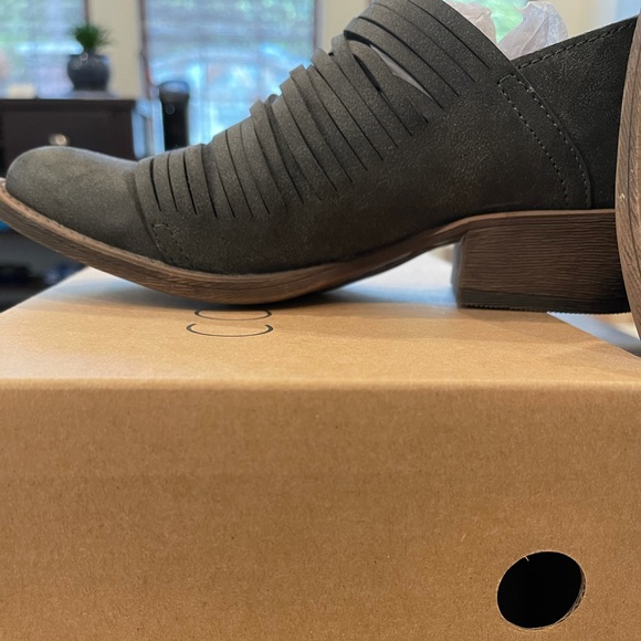 Booties - Picture 3 of 3